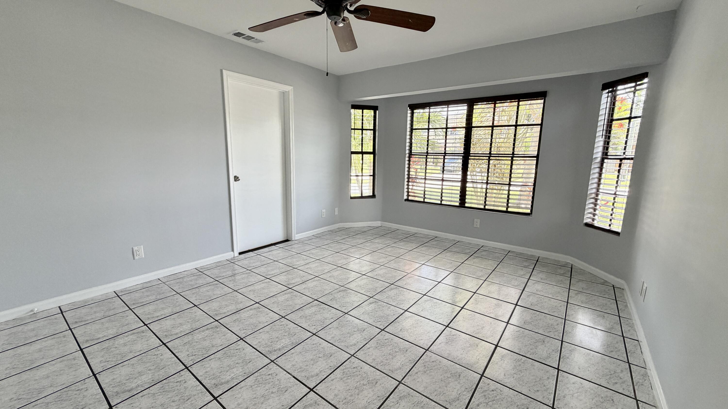 6048 Garrett Street Jupiter, FL 33458 - Photo 32 of 101 IMG_8858