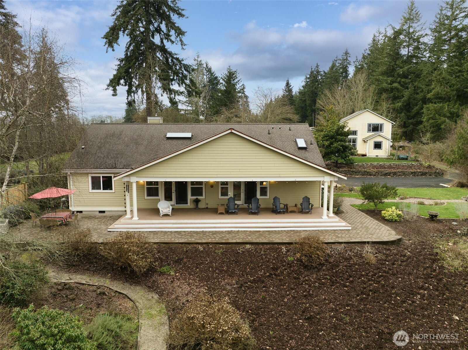 7308 Fair Oaks Road Southeast Olympia, WA 98513 - Photo 2 of 38 Gallery Image 2