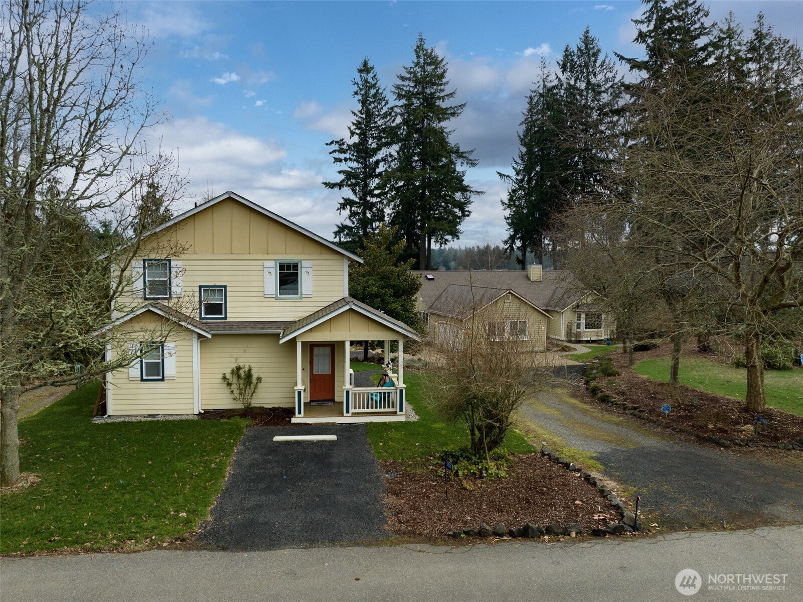 7308 Fair Oaks Road Southeast Olympia, WA 98513 - Photo 4 of 38 Gallery Image 4