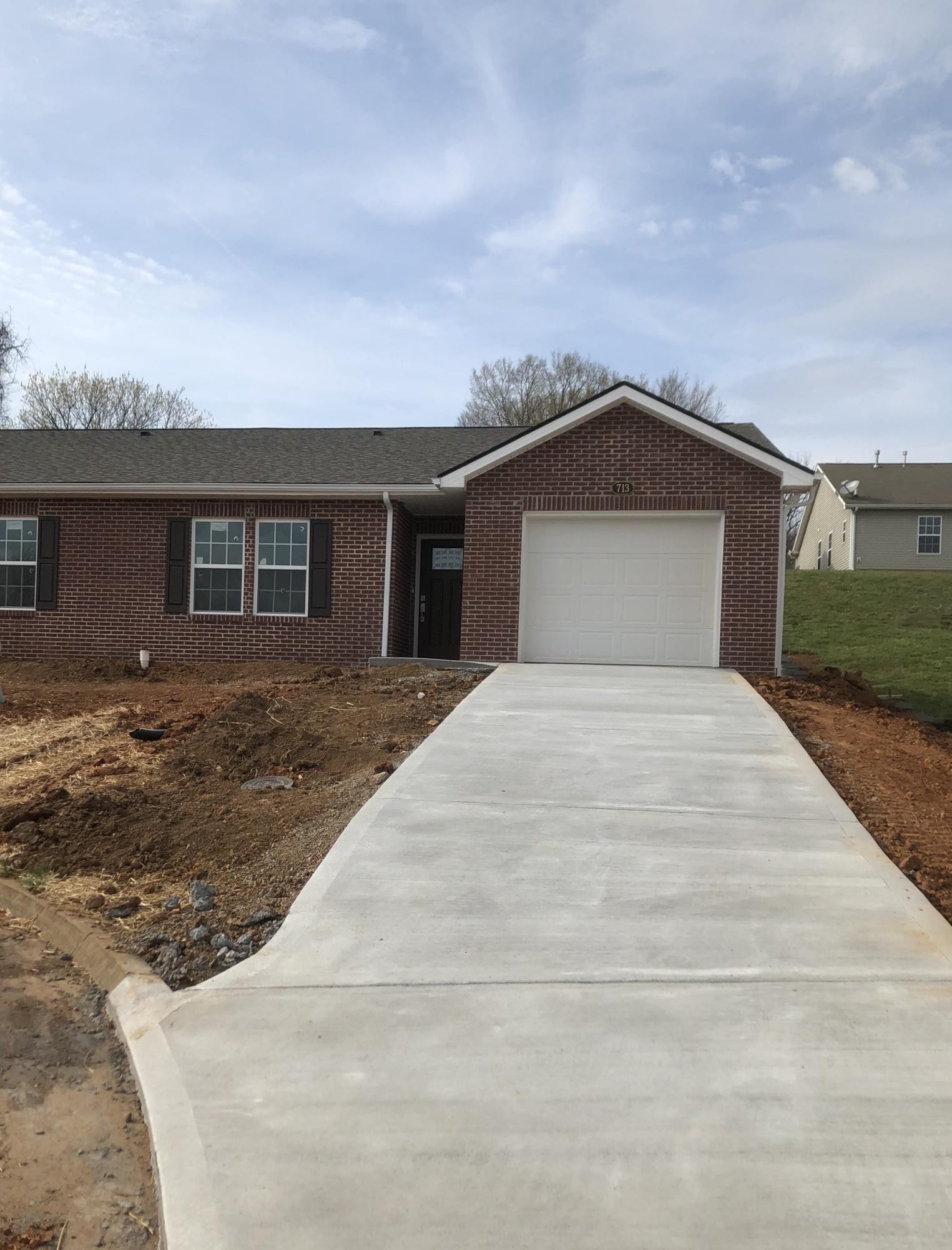 713 Spring Park Road Knoxville, TN 37914 - Photo 1 of 29 Gallery Image 1