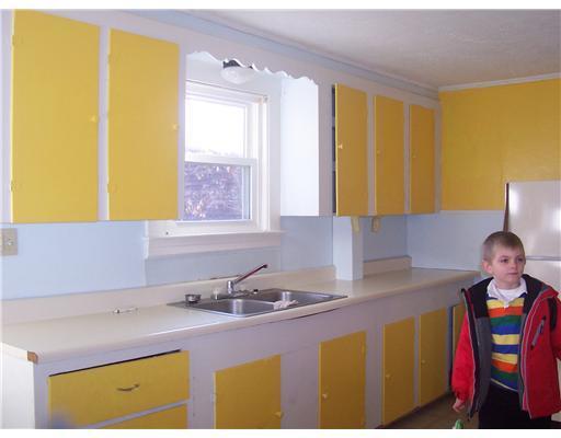 3 Patterson Street Augusta, ME 04330 - Photo 3 of 12 Kitchen.