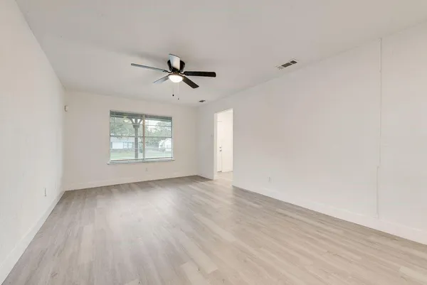 $275,000 | 6048 Hillcrest Drive, Watauga, TX 76148