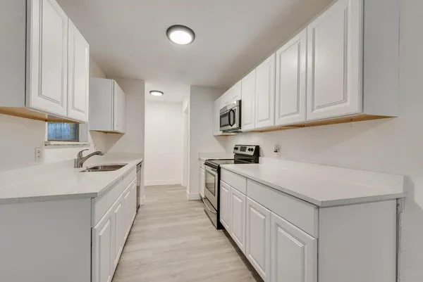 $275,000 | 6048 Hillcrest Drive, Watauga, TX 76148