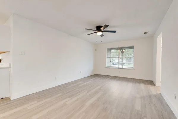 $275,000 | 6048 Hillcrest Drive, Watauga, TX 76148