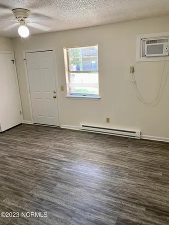 $650 | 709 Patton Circle, Winterville, NC 28590