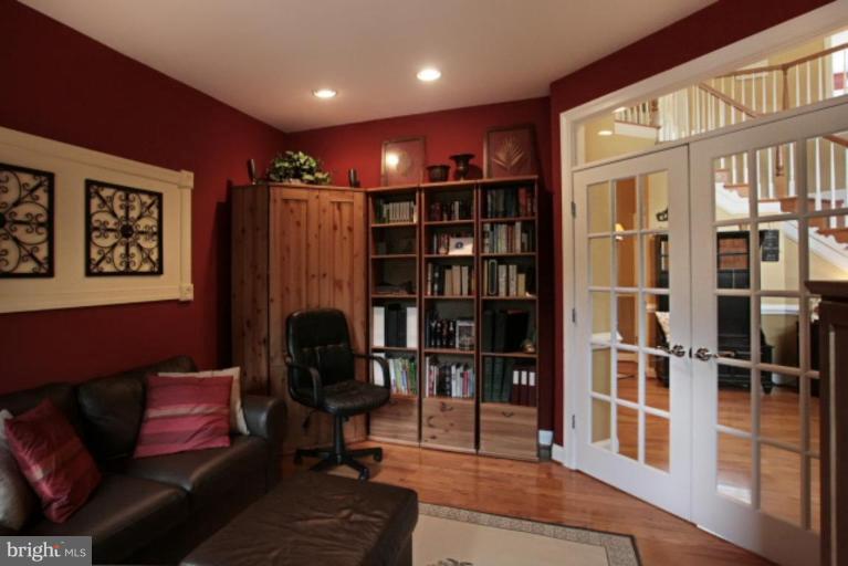 3744 Baker School House Road Manchester, MD 21102 - Photo 7 of 29 a living room with furniture