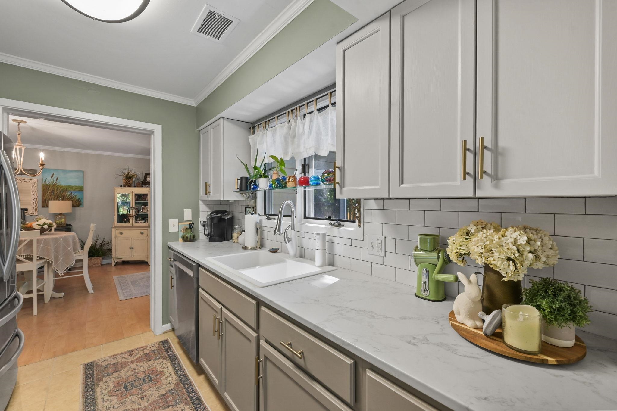 706 Courtney Court Murrells Inlet, SC 29576 - Photo 11 of 37 Gallery Image 11