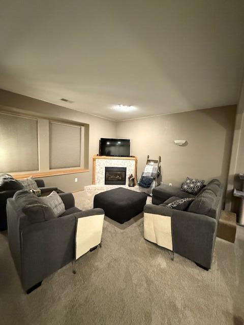 340 Jennifer Lane Brookfield, WI 53045 - Photo 5 of 18 Living Room