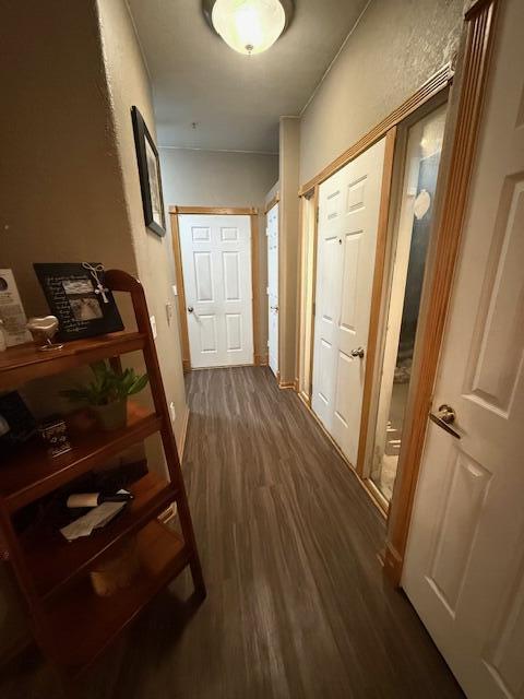 340 Jennifer Lane Brookfield, WI 53045 - Photo 8 of 18 Entry way