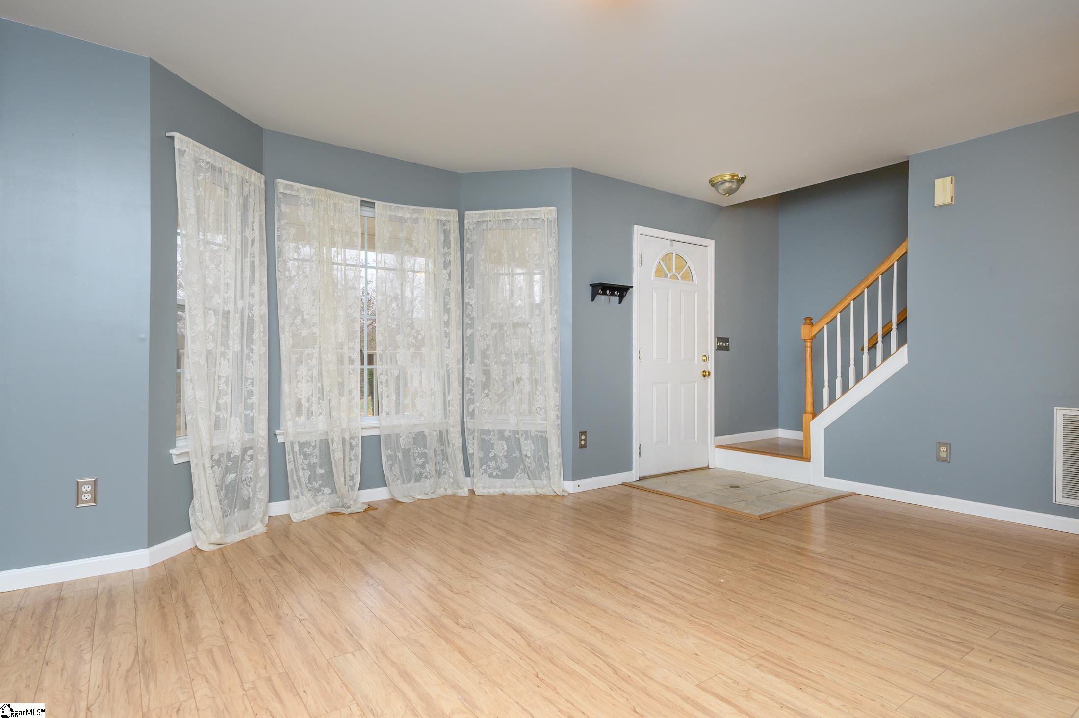 115 Spindleback Way Greer, SC 29651 - Photo 4 of 34