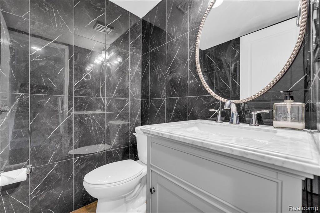 2968 Hartwick Drive Rochester, MI 48307 - Photo 12 of 32 Gallery Image 12