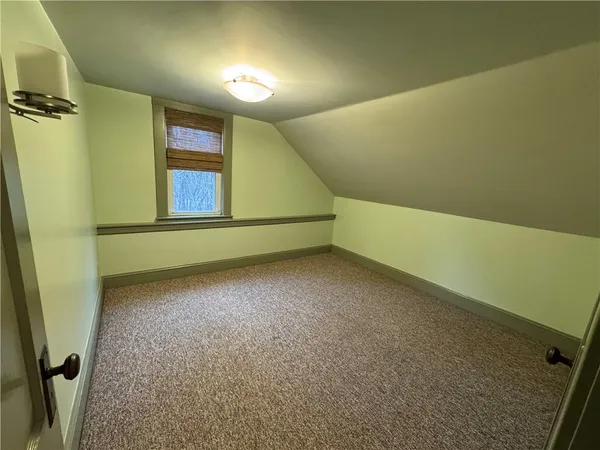 $1,600 | 399 Central Street, Burrillville, RI 02830