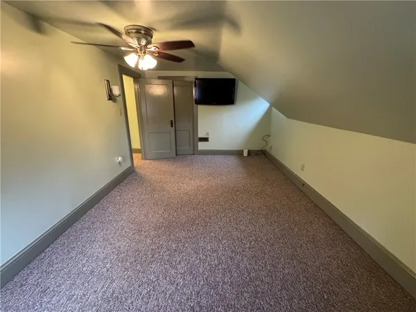 $1,600 | 399 Central Street, Burrillville, RI 02830