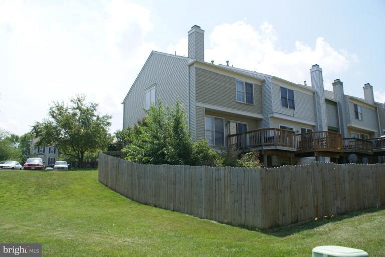 800 Harrogate Road Fredericksburg, VA 22406 - Photo 3 of 29 Exterior #2