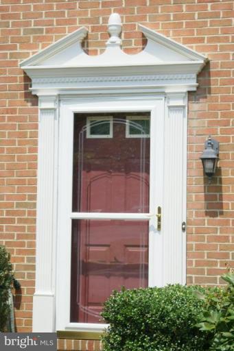 800 Harrogate Road Fredericksburg, VA 22406 - Photo 25 of 29 Porch