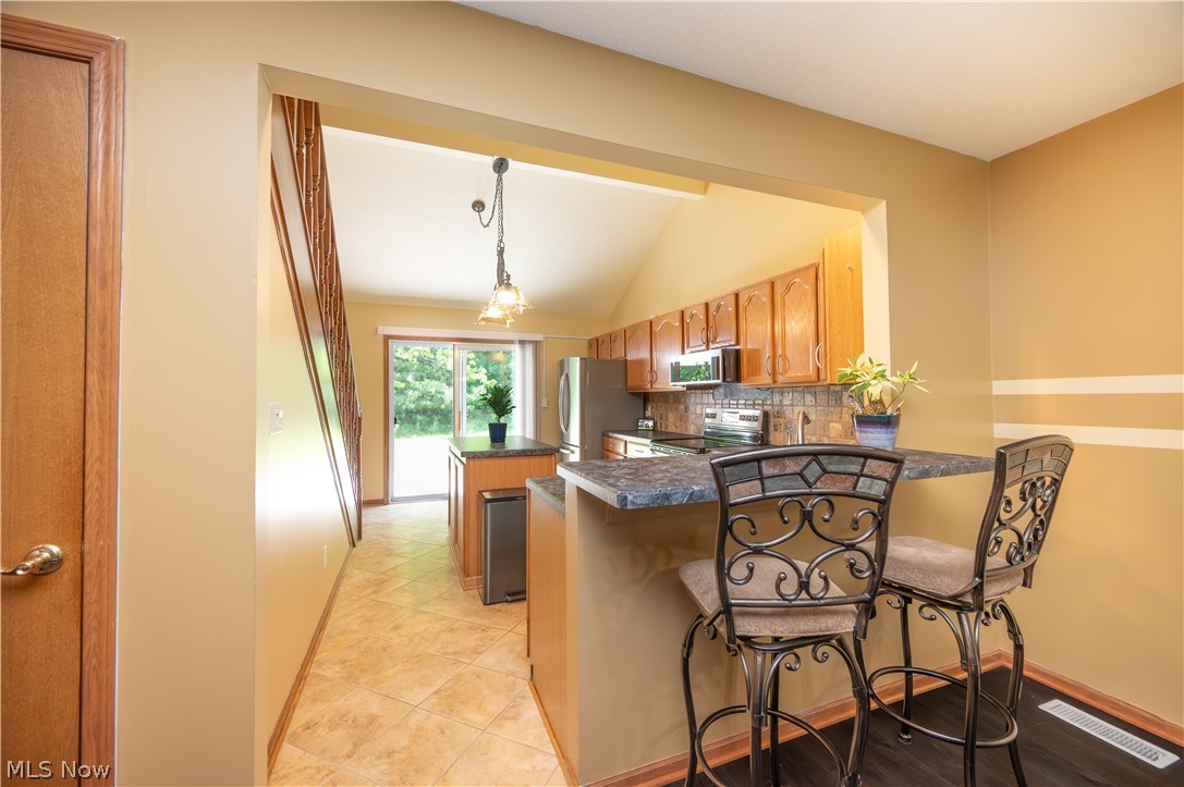 535 Wilcox Road Youngstown, OH 44515 - Photo 22 of 49