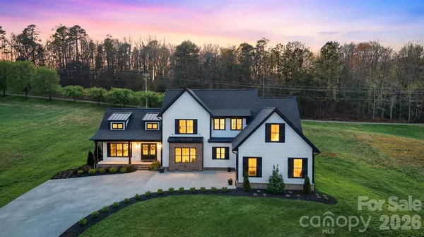 $759,000 | 157 Franklin Lane, Taylorsville, NC 28681