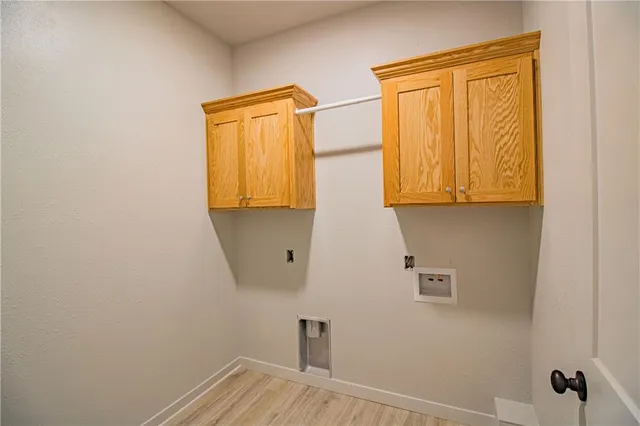 $395,900 | 125 Northwest 171 Road, Warrensburg, MO 64093