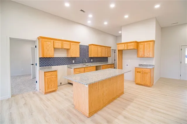 $395,900 | 125 Northwest 171 Road, Warrensburg, MO 64093