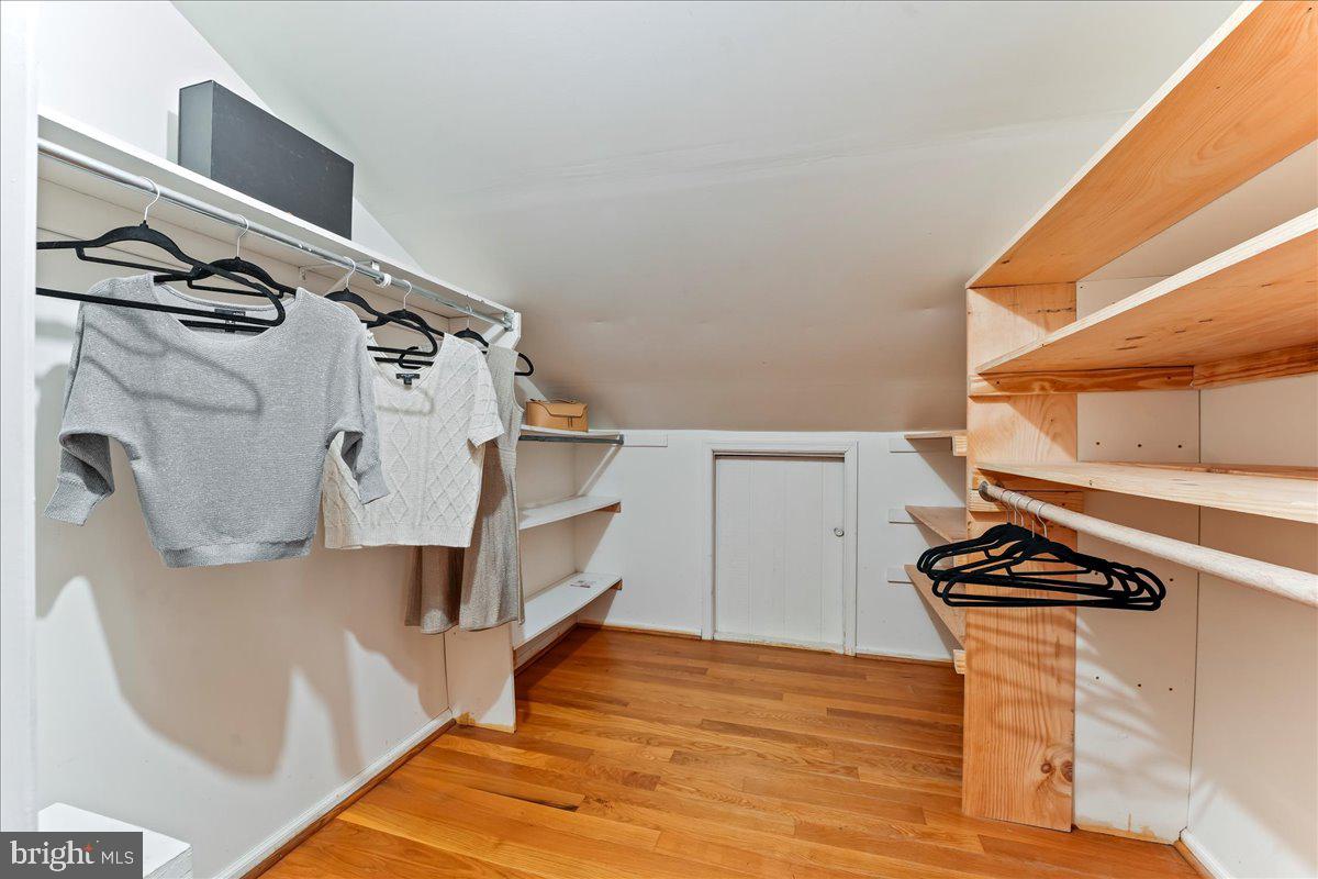 716 South Roberts Road Bryn Mawr, PA 19010 - Photo 28 of 39 a view of walk in closet