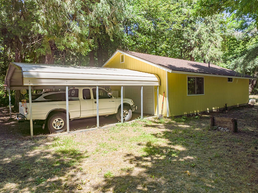 100 Browns Road Williams, OR 97544 - Photo 27 of 49 29
