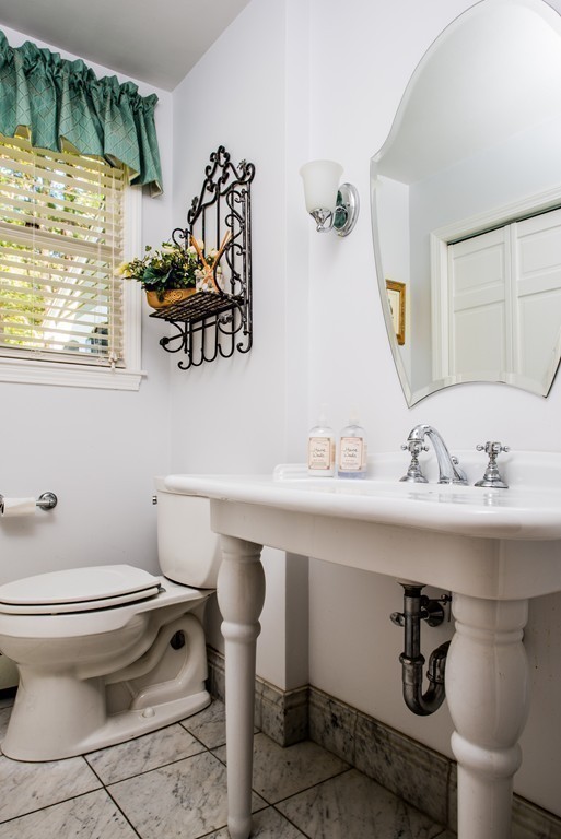 5 Parmenter Road Framingham, MA 01701 - Photo 12 of 30