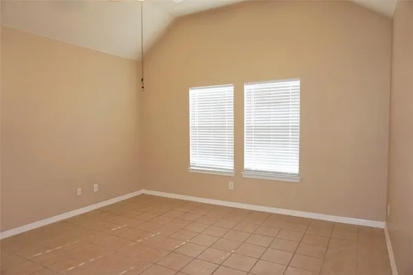 $1,795 | 23819 Sawmill Pass, Spring, TX 77373