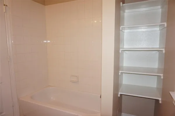 $1,795 | 23819 Sawmill Pass, Spring, TX 77373