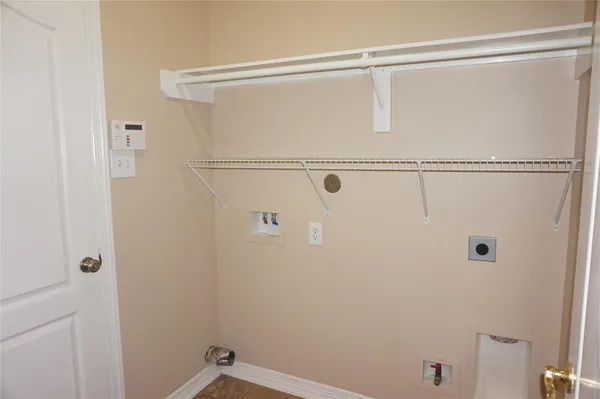 $1,795 | 23819 Sawmill Pass, Spring, TX 77373