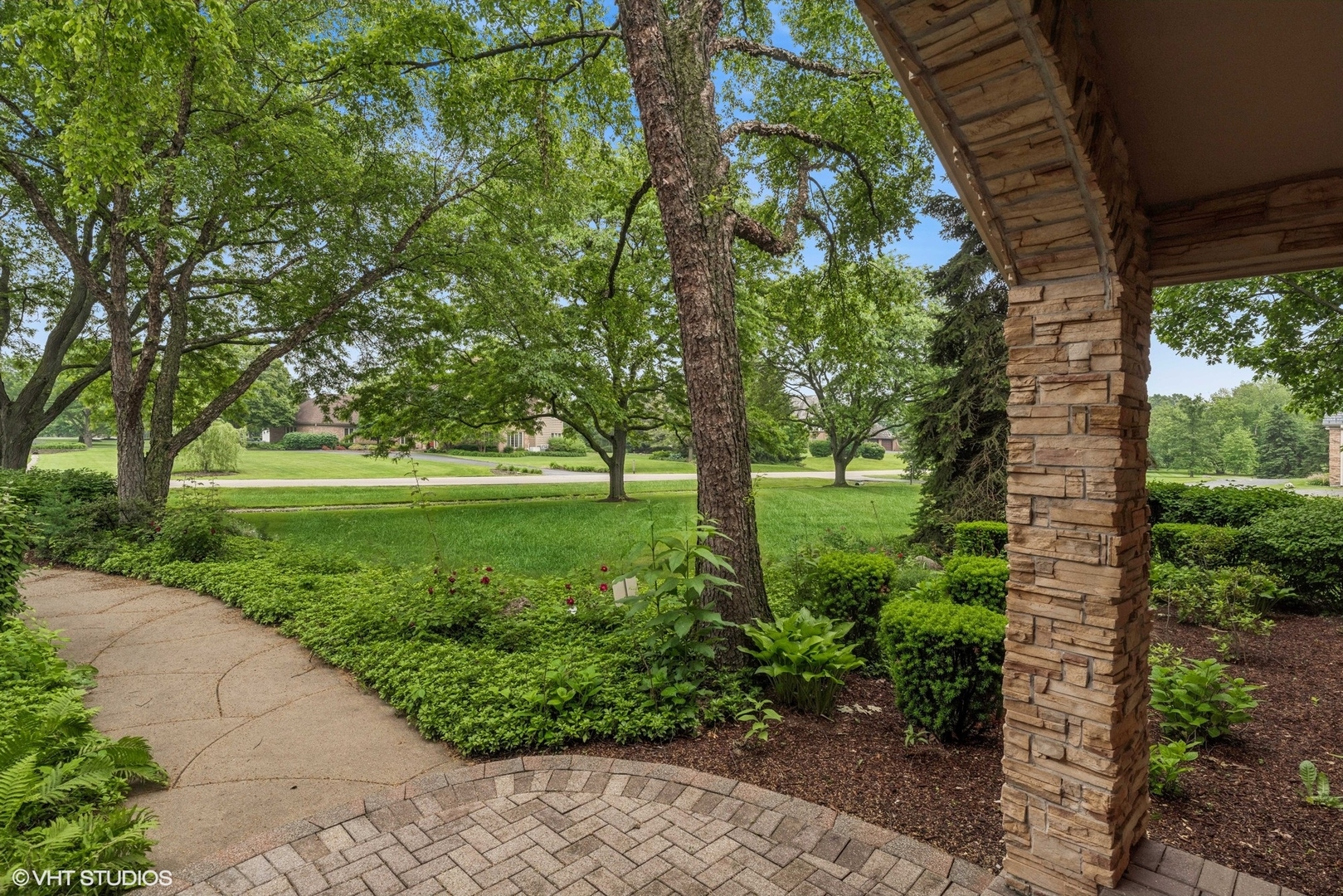1165 Carberry Circle Inverness, IL 60067 - Photo 26 of 36 Gallery Image 26