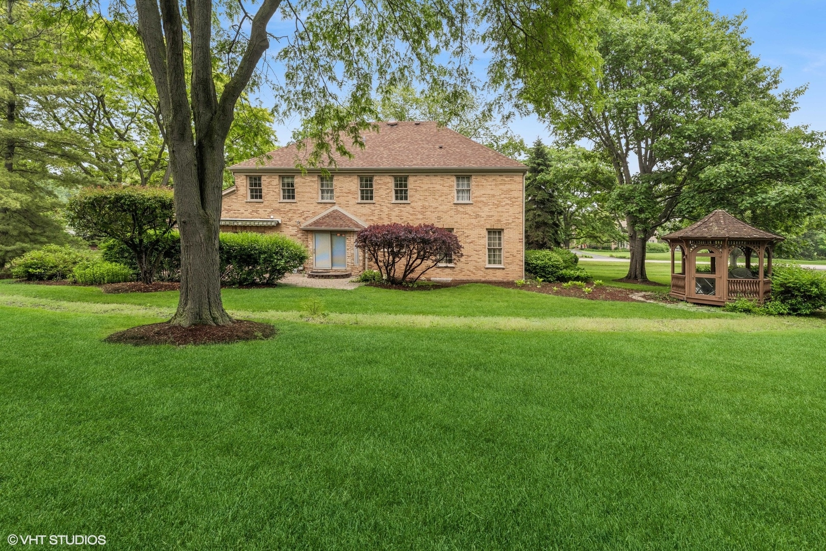1165 Carberry Circle Inverness, IL 60067 - Photo 28 of 36 Gallery Image 28