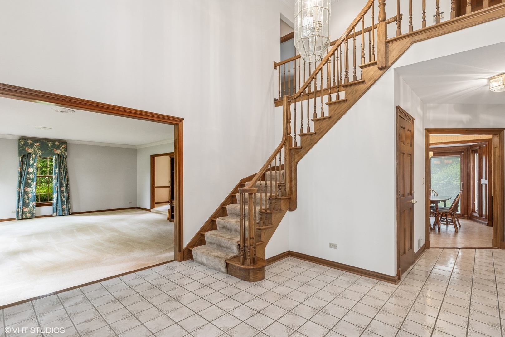 1165 Carberry Circle Inverness, IL 60067 - Photo 3 of 36 Gallery Image 3