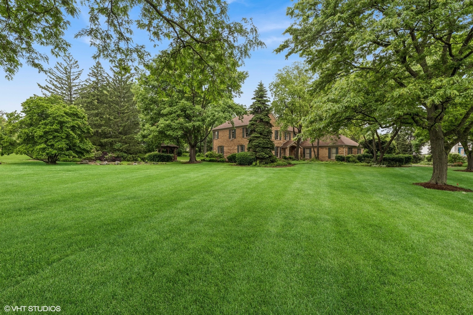 1165 Carberry Circle Inverness, IL 60067 - Photo 32 of 36 Gallery Image 32
