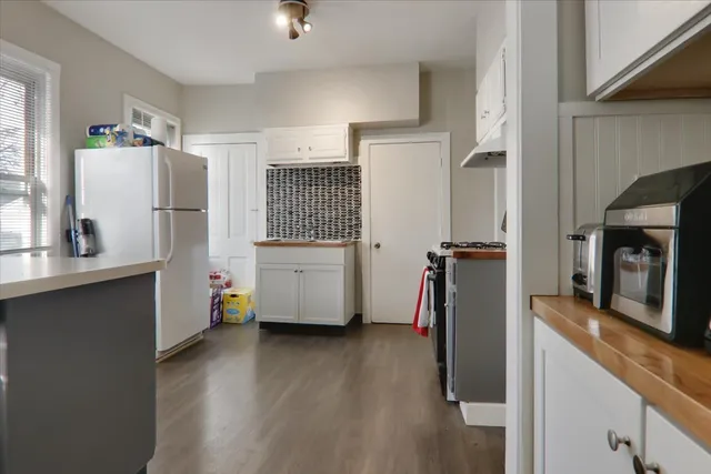 $189,900 | 910 North Center Street, Bloomington, IL 61701