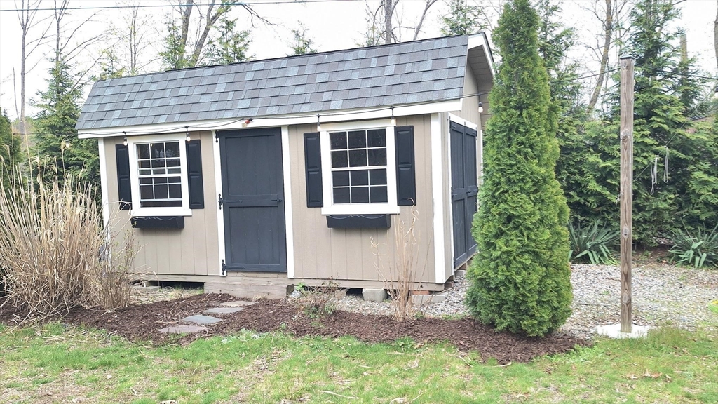 120 Spring Street Walpole, MA 02081 - Photo 20 of 28