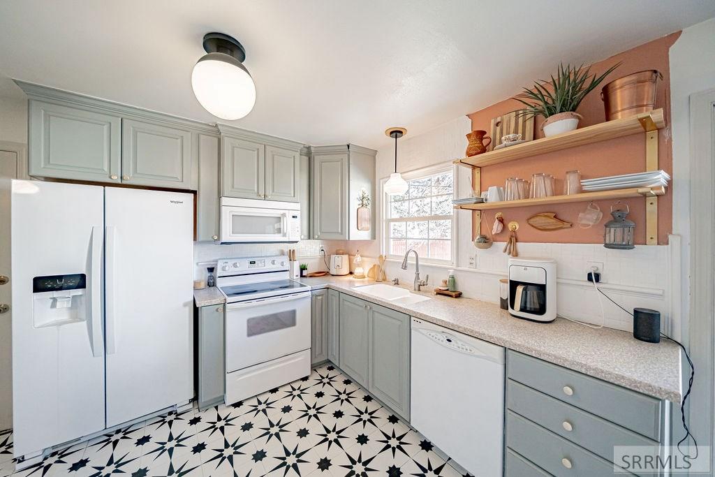 1960 Bittern Drive Ammon, ID 83406 - Photo 16 of 57