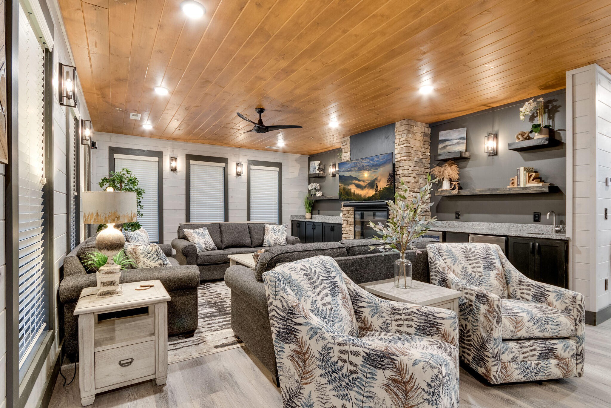 611 Rambling Crk Way Sevierville, TN 37862 - Photo 10 of 59 Gallery Image 10