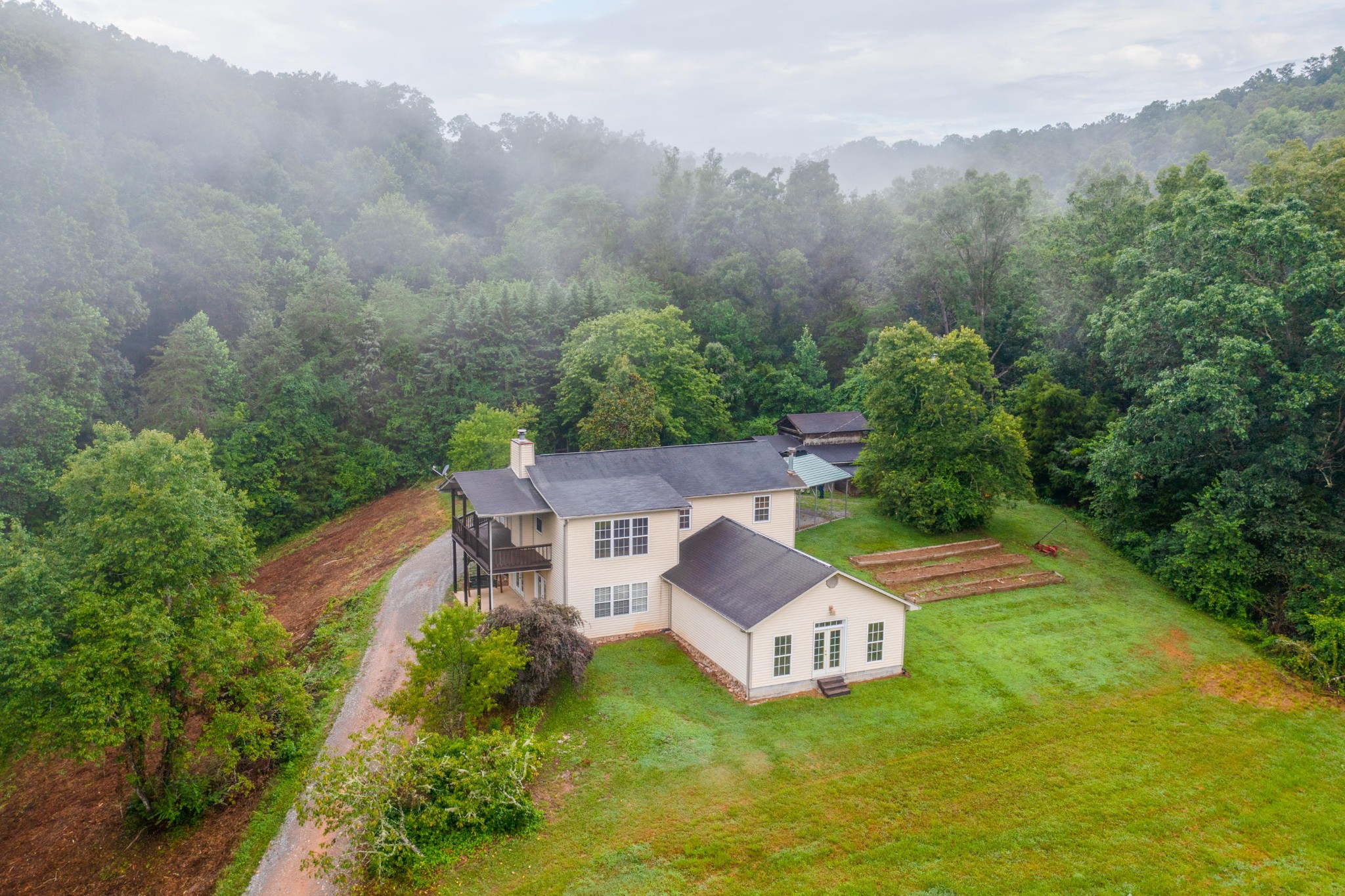 1610 Licking Spring Way Sevierville, TN 37876 - Photo 30 of 32 Gallery Image 30
