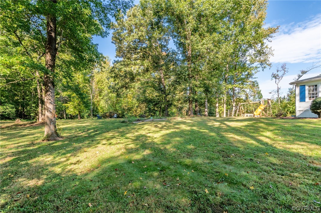 2382 Pony Farm Road Maidens, VA 23102 - Photo 27 of 34 a view of yard with green space