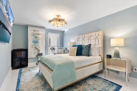 $2,150,000 | 615 Bayshore Drive, Unit 106, Fort Lauderdale, FL 33304