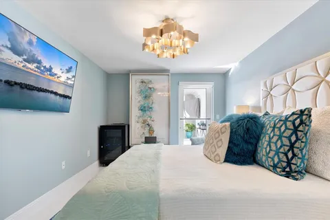 $2,150,000 | 615 Bayshore Drive, Unit 106, Fort Lauderdale, FL 33304