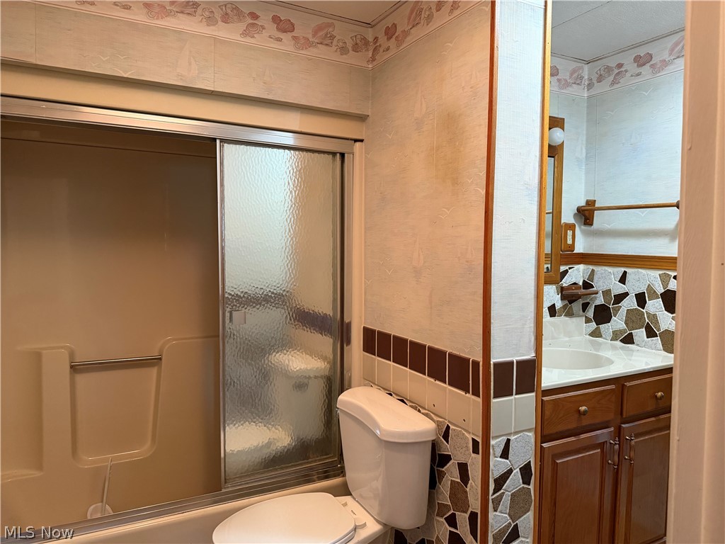6727 Girdle Road West Farmington, OH 44491 - Photo 12 of 33 Gallery Image 12