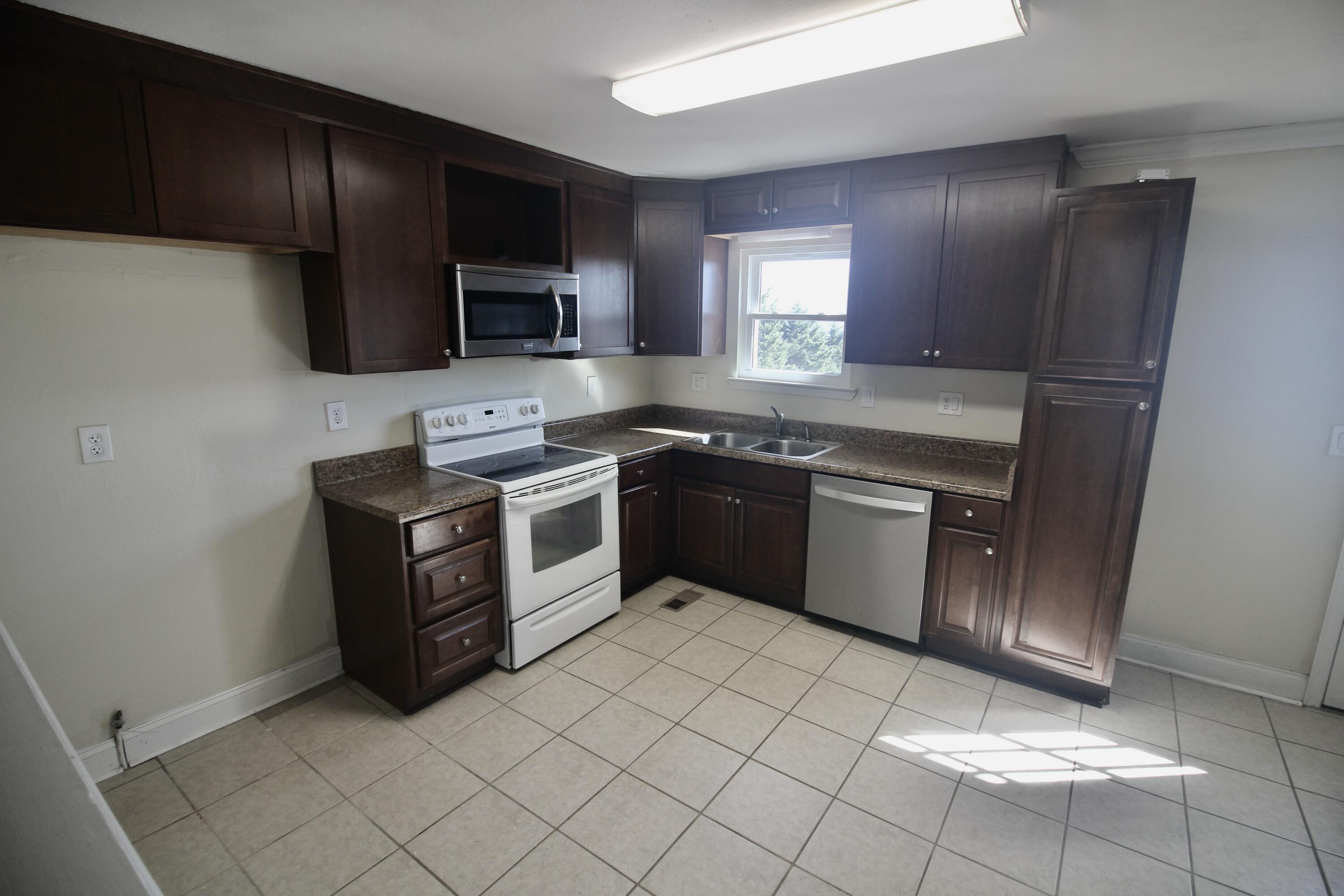 2025 Bice Road Soddy Daisy, TN 37379 - Photo 11 of 27 Kitchen