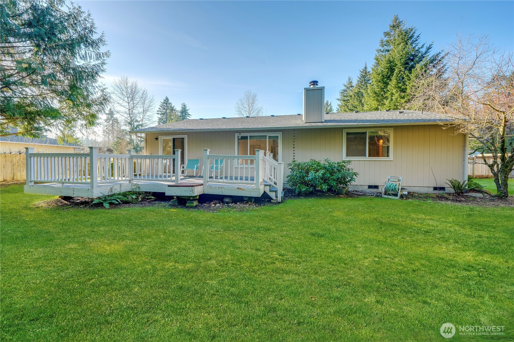 24005 72nd Avenue East Graham, WA 98338 - Photo 25 of 32 a view of a house with backyard and garden