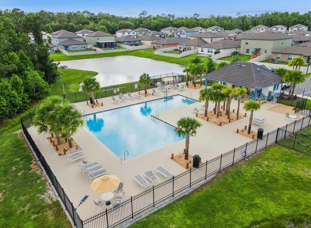 4316 Trotters Way Lakeland, FL 33801 - Photo 2 of 38