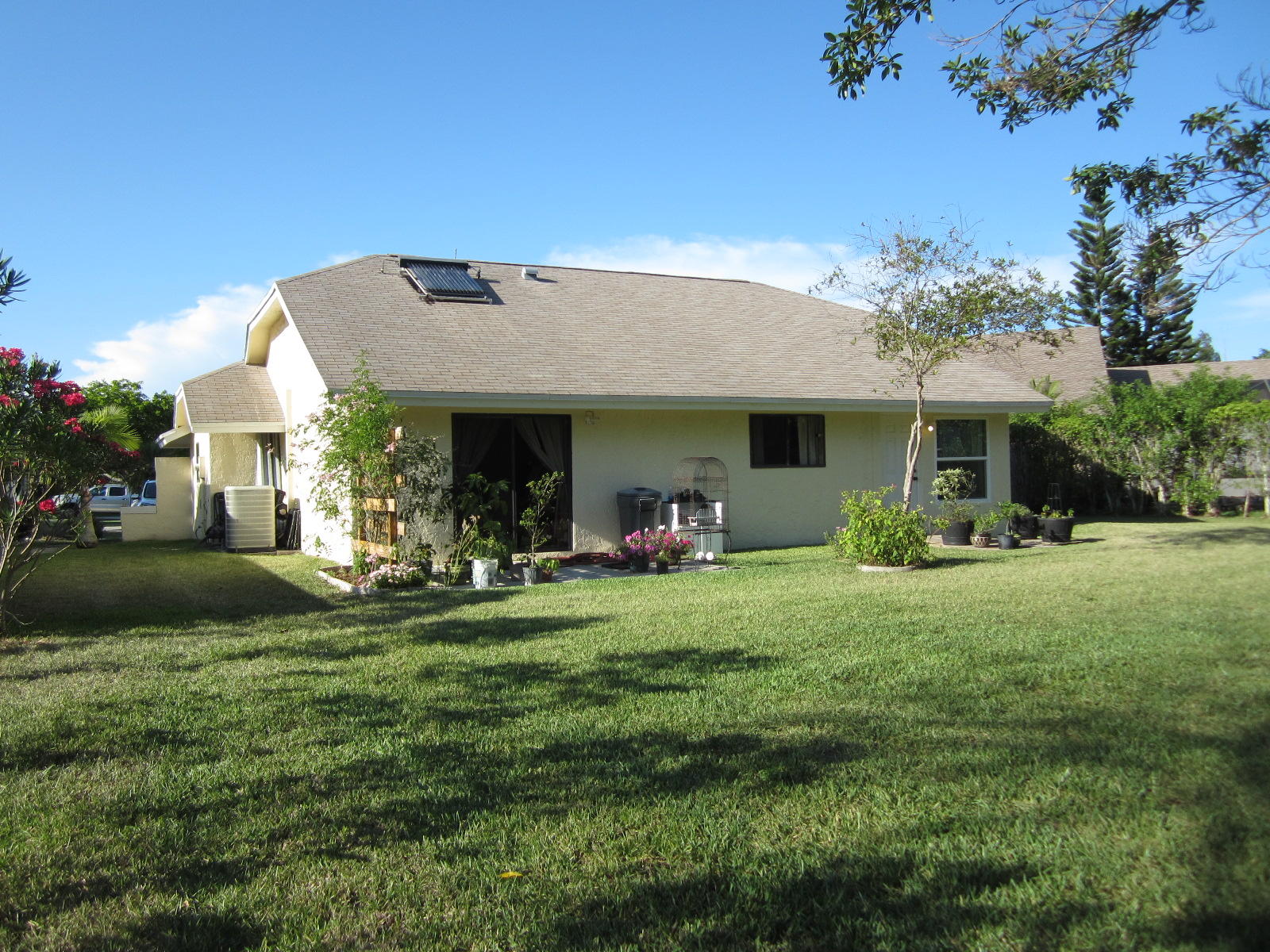 22686 Pickerel Circle Boca Raton, FL 33428 - Photo 27 of 46 backyard