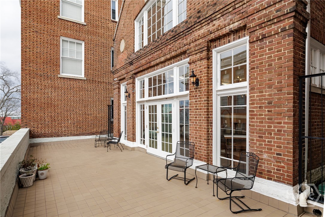 247 East Washington Street, Unit 308 Athens, GA 30601 - Photo 16 of 41