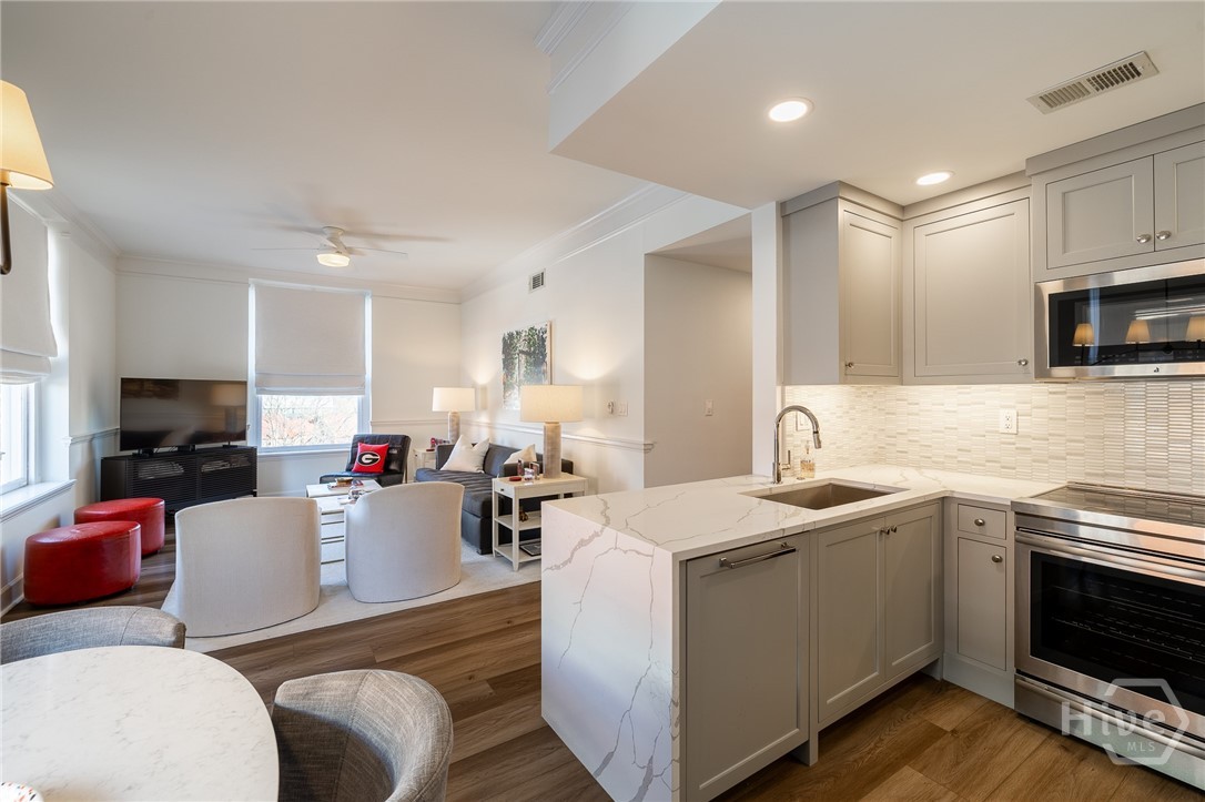 247 East Washington Street, Unit 308 Athens, GA 30601 - Photo 26 of 41