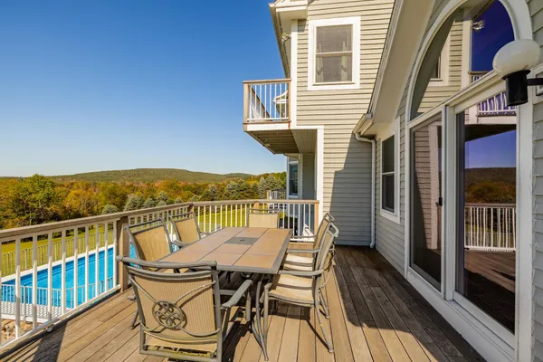 $1,390,000 | 58 Sunset Rock Road, Lebanon, NH 03766