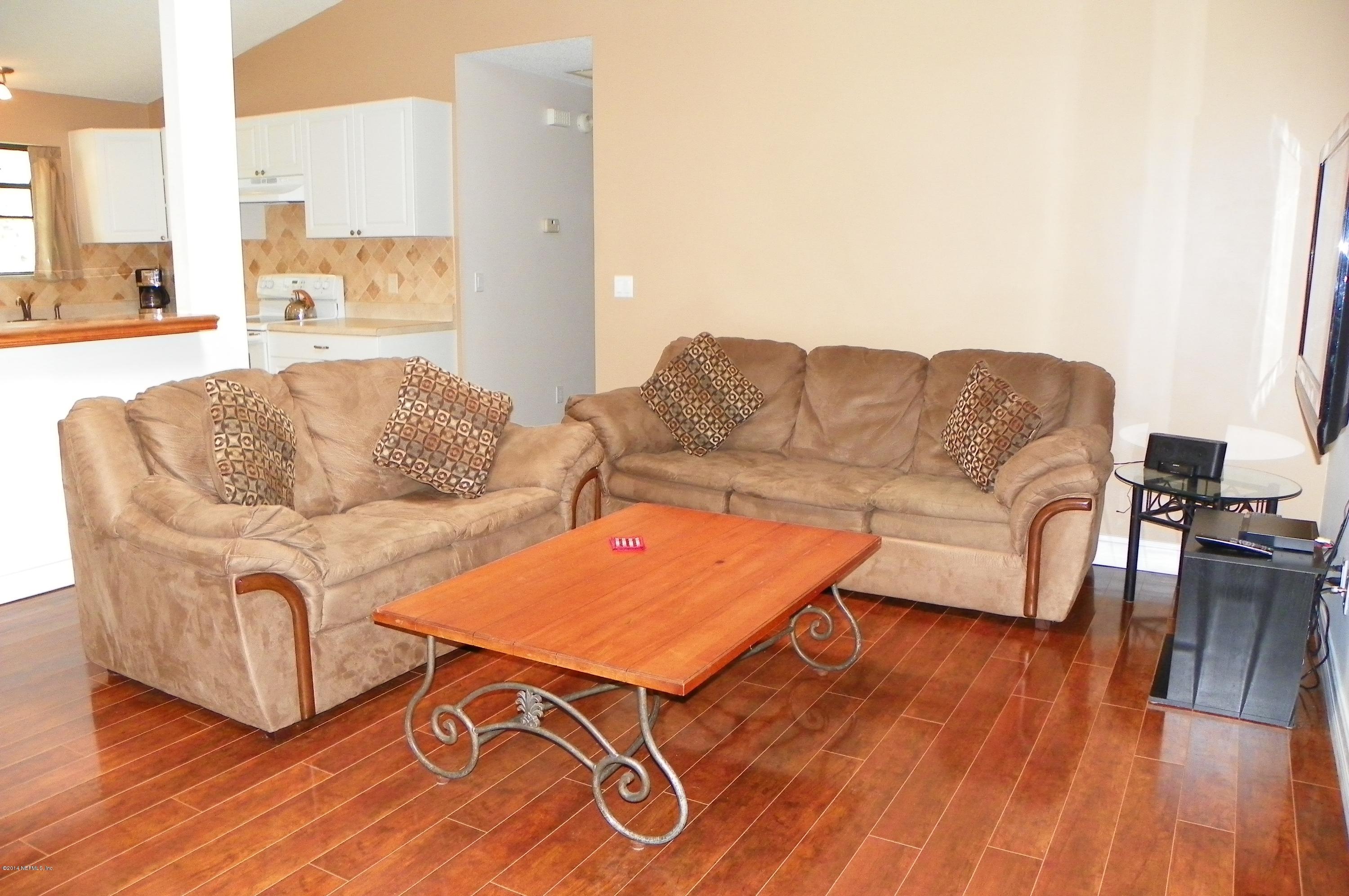 13535 Chauny Road Jacksonville, FL 32246 - Photo 5 of 21 Family Room